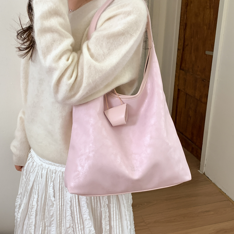Bolsa Hobo Feminina de Couro S - Luxury Bags Quiet avaliação e preço