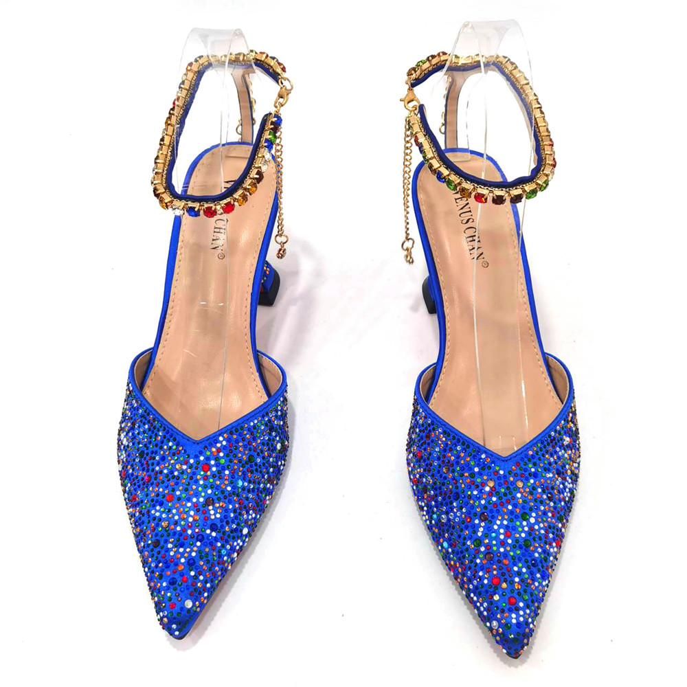 Sapatos pontiagudos e conjunto - Luxury Bags Blue avaliação e preço